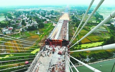 繁華大道跨南淝河大橋。